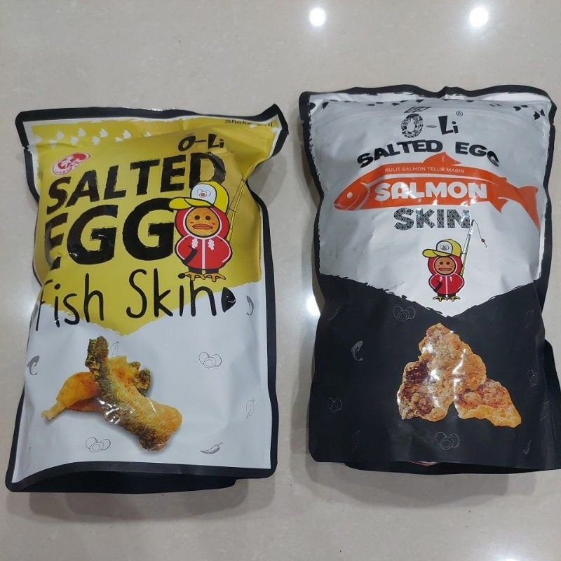 

Fish Skin Salted Egg / Kulit Salmon Telur Asin