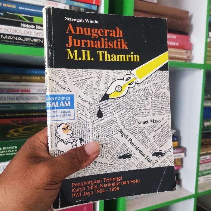 (ORI) buku anugerah Jurnalistik M.H. Thamrin