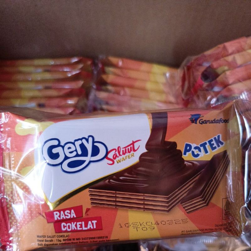 

[Murah isi 10pc] GERY SALUT WAFER RASA COKELAT GARUDAFOOD