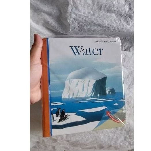my first discoveries water / mfd water / buku anak / buku import