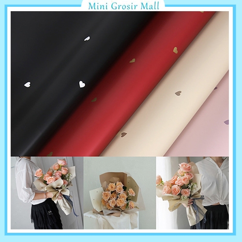 

Kertas Buket Bunga Kertas Cellophane Buket Kertas Bunga Motif Love KB6134