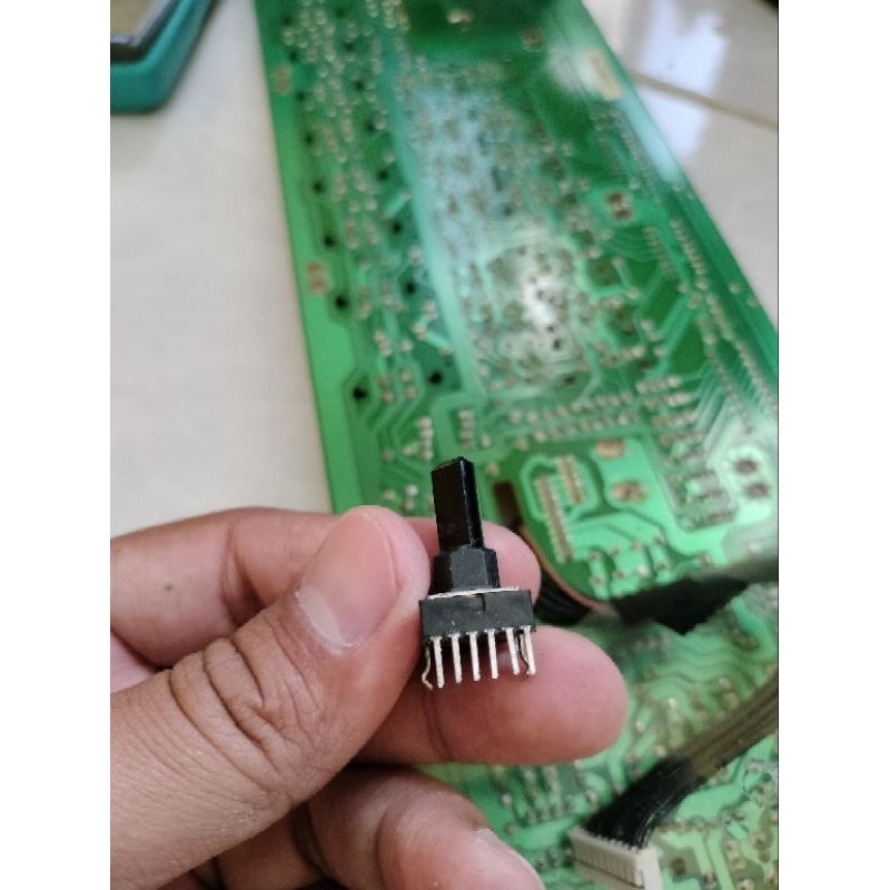 POTENSIO 10K ORIGINAL VOLUME KEYBOARD ROLAND