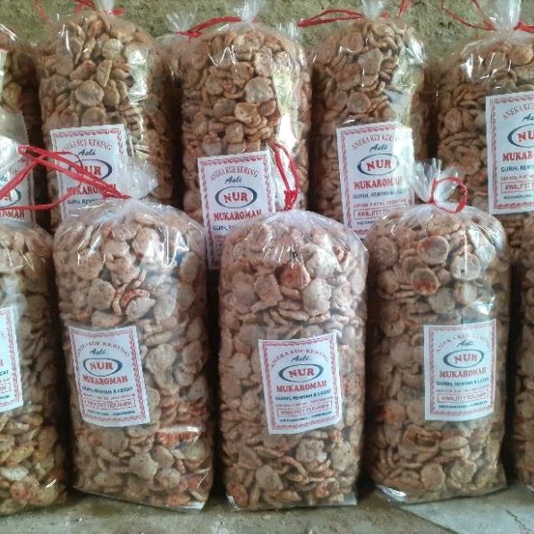 

Kerupuk Jengkol Pedas/Kerupuk Jengkol Bulat Mini 250 Gram
