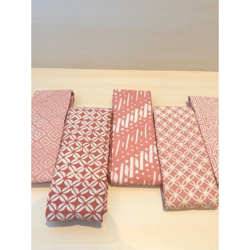 KAIN BATIK CAP 2 METER  x 1,15 METER WARNA CEWEK KUE PICH PING SALEM KALEM BAHAN KATUN PREMIUM / KAI