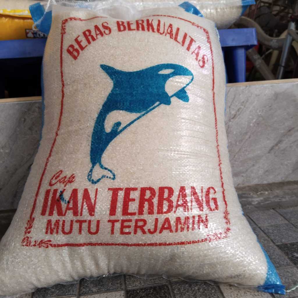 

Beras Berkualitas Cap Ikan Terbang 25kg