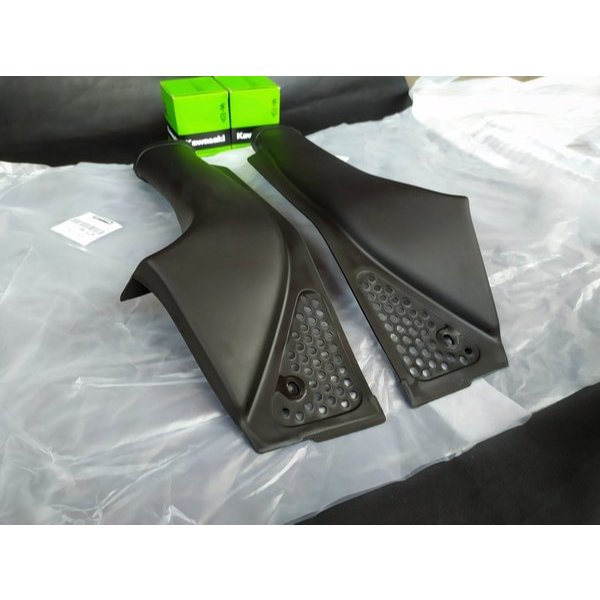 Airscoop Air Scoop Airscop Duct Dek Corong Udara Ninja Rr Old Zx 150 Original Kiri 14073-1693 Kanan 