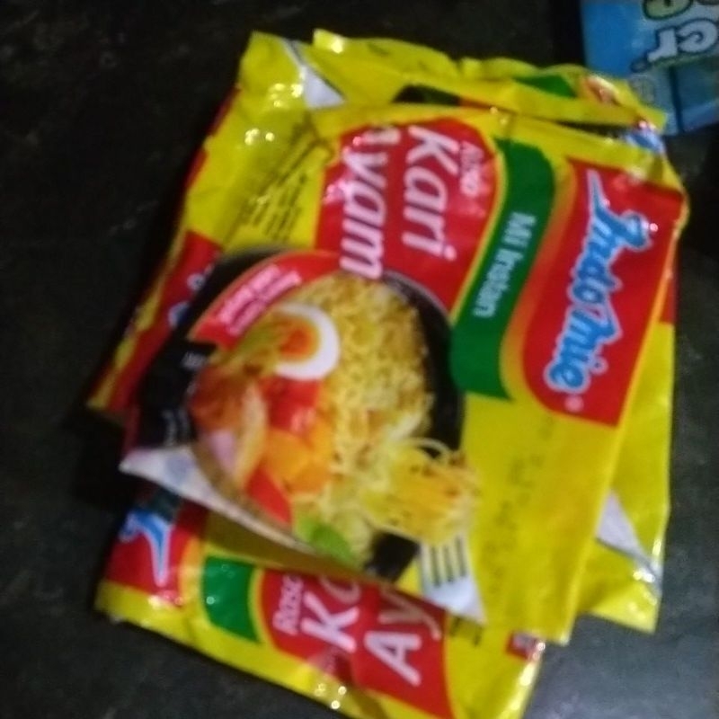 

kemasan bekas mie Indomie kari ayam 1 pcs