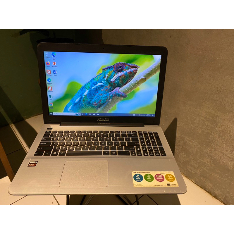 ASUS X555BA-BX901D AMD A9 9420 250GB SSD + 500GB HDD 4GB RAM 15,6 inc