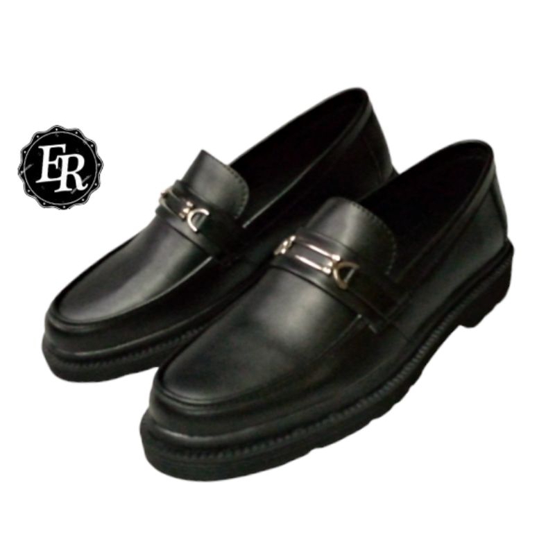 sepatu pria Docmart pentopel Slip on loafers