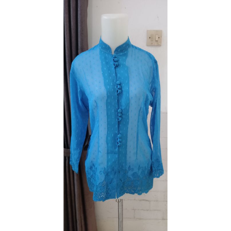 pl Kebaya ceruti outer jadul biru motif timbul Variasi bordir Cantik