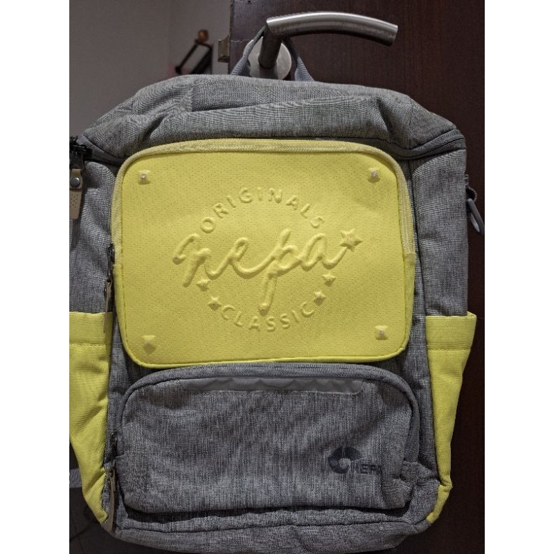 Ransel anak SD Nepa