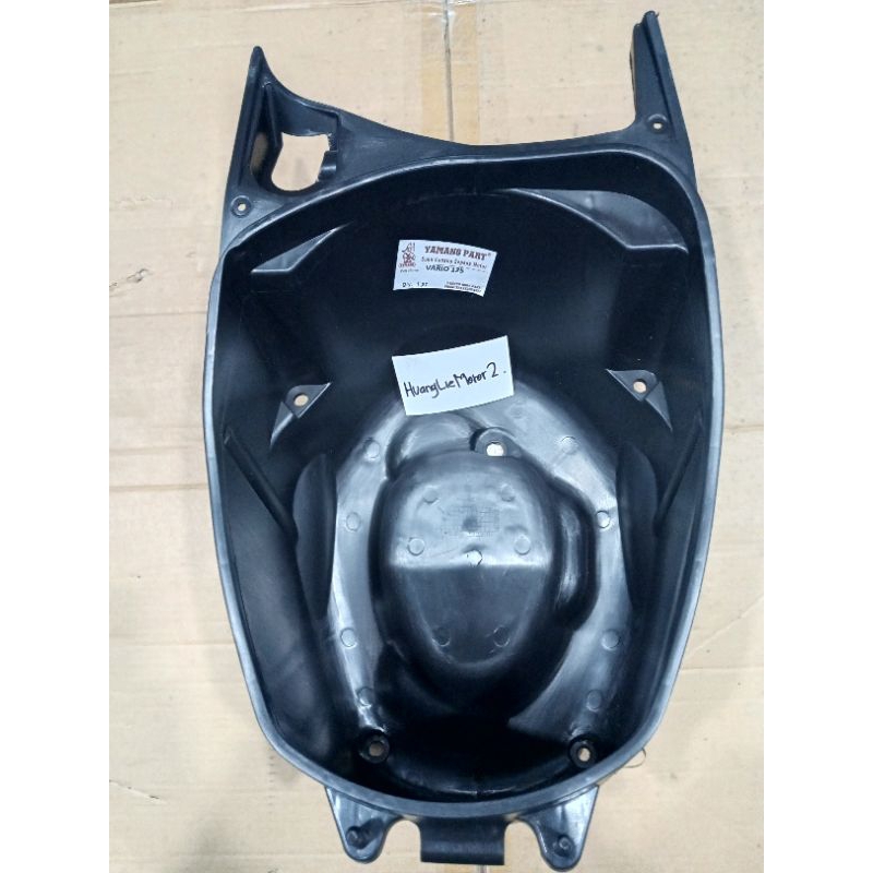 Box bagasi/box helm HONDA VARIO TECHNO 125
