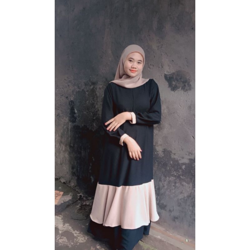 Arra Gamis Baju Muslimah Bawah Renda Polos Dari Bahan Cringkle Premium