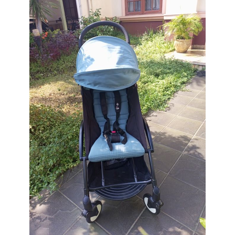 Sewa Stroller Babyzen Yoyo 6+