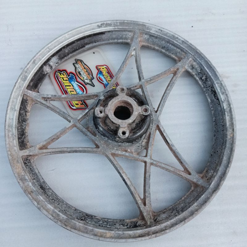 velg pelek pelk palang bintang cast wheel ring 16 Yamaha RD50 RD 50 belakang Oryginal second bekas