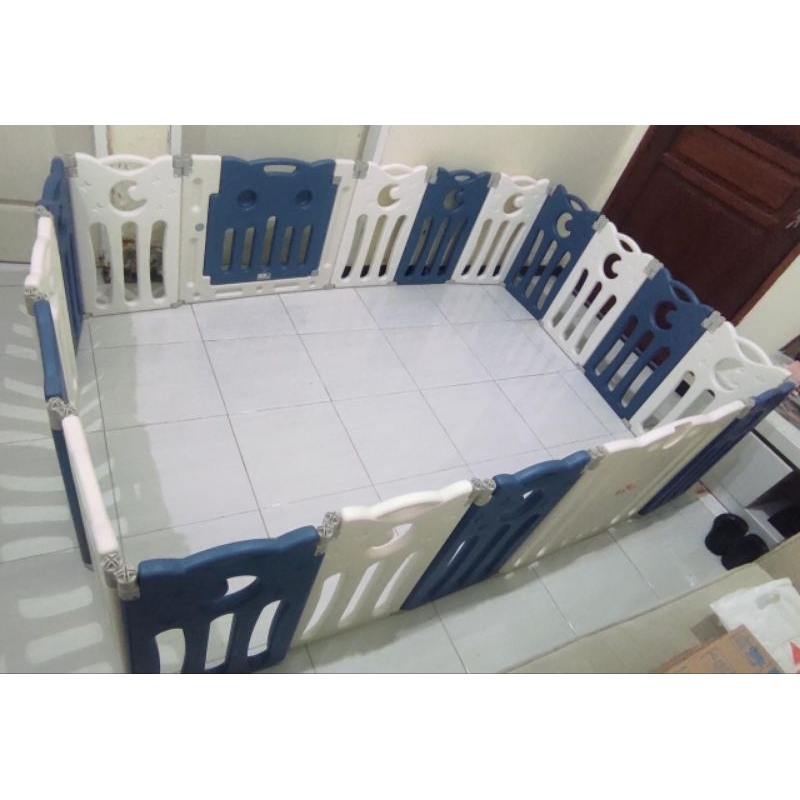 Baby Bliss Baby Fence / Kids Fence / Play Fence (Preloved like new)