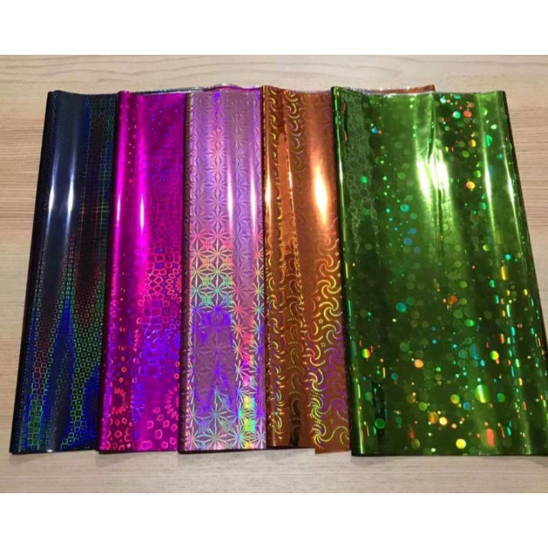 

Kertas Kado Hologram 3D