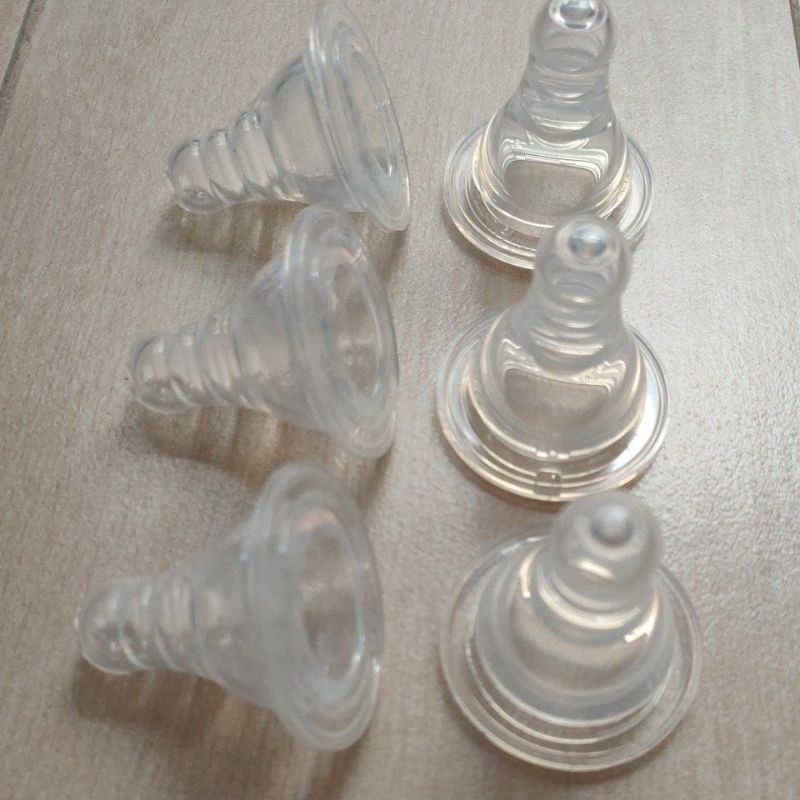 BARU Nipple pigeon S peristaltic dot susu bayi