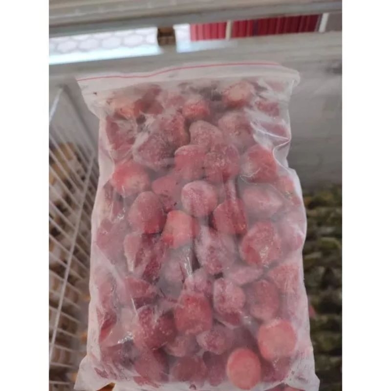 

STRAWBERRY FROZEN 1 KG TERMURAH//PROMO//PALING MURAH