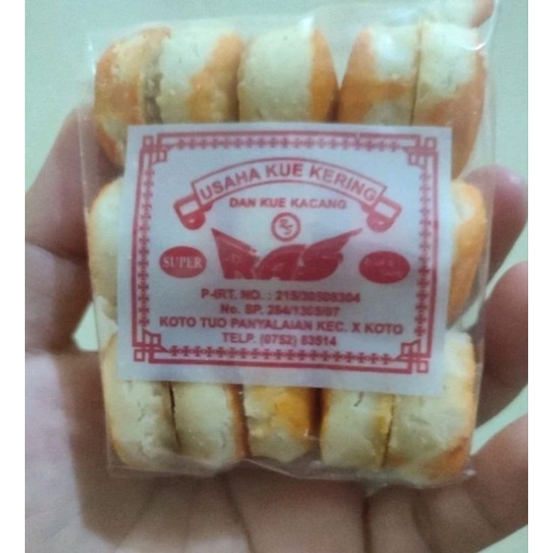 

Kue Kacang Koin 1 pack besar isi 10 bungkus ( 10 bungkus kecil/1 pack)
