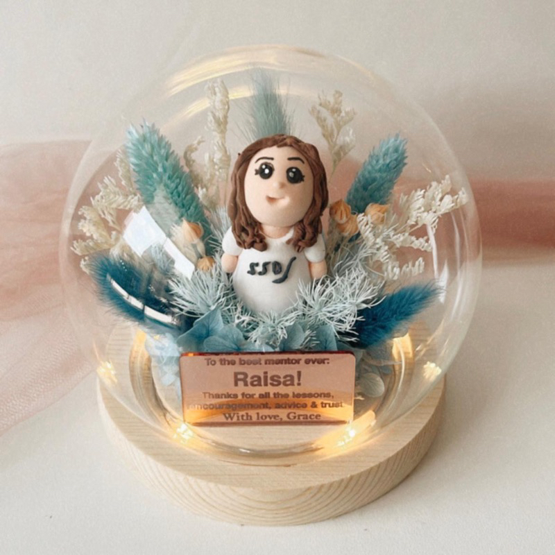 Custom Clay Figure Glass Dome | Hadiah ulang tahun