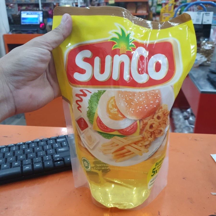 

PCS 2LITER SUNCO - MINYAK GORENG SUNCO 2LT / 2 LTR ( DUA LITER )