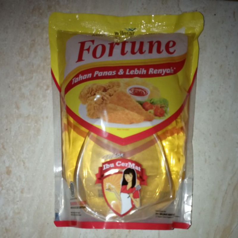 

minyak goreng refill pouch