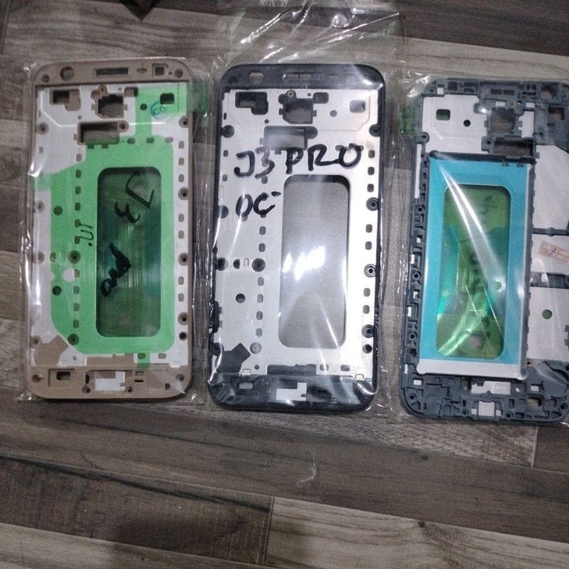 freme tulang tegah lcd samsung j330/j3pro