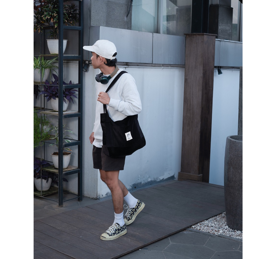 TOTEBAG CORDUROY PRIA/WANITA/CORDUROY/CORDUROY BESAR/TAS CEWE/TAS/TAS SELEMPANG