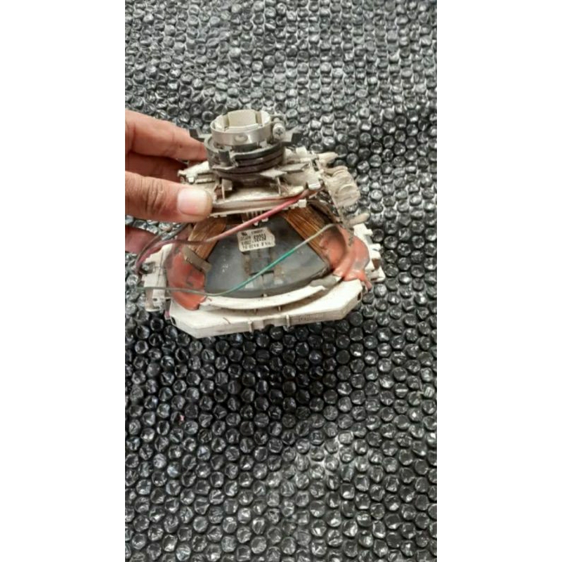 YOKE KONDE TV SHARP SLIM 21 IN 6229