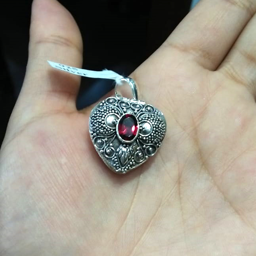 Liontin Kalung Pendant Perak Silver Bali Bayi Box Buka Tutup Jantung Hati Love Batu Garnet Asli 925