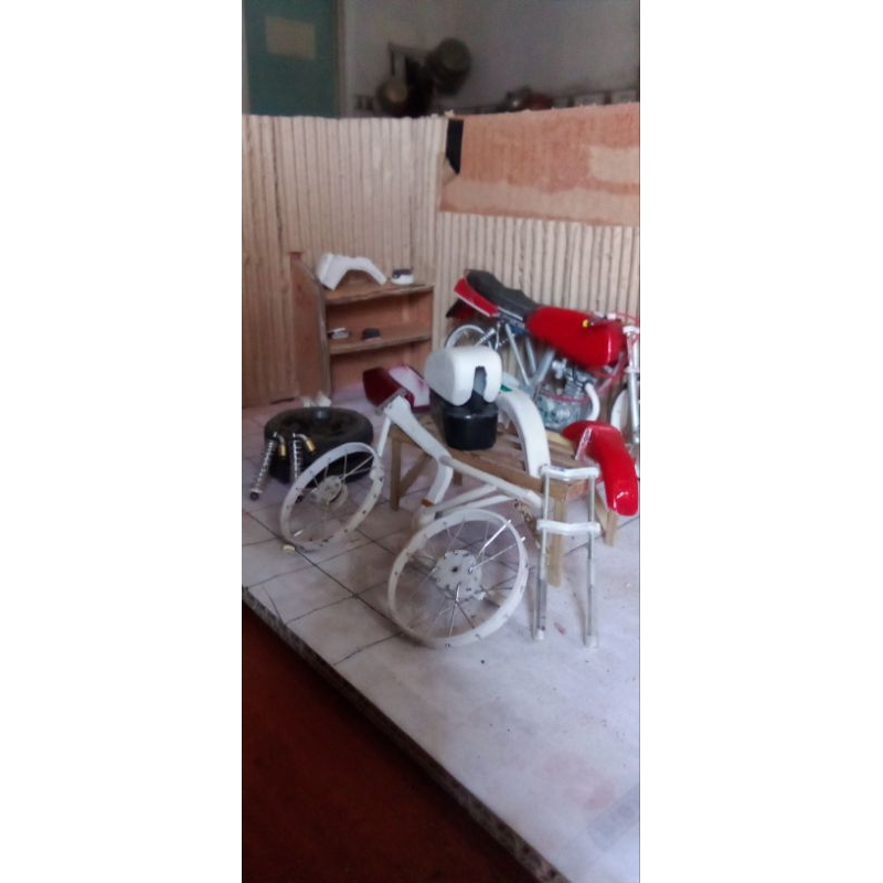 paket miniatur cb belum ada mesin dan masih polos