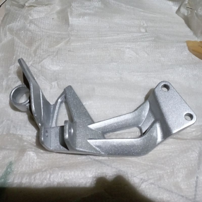 FOOT STEP BELAKANG YAMAHA JUPITER Z OLD JUPITER Z NEW KANAN ORI TOSSA