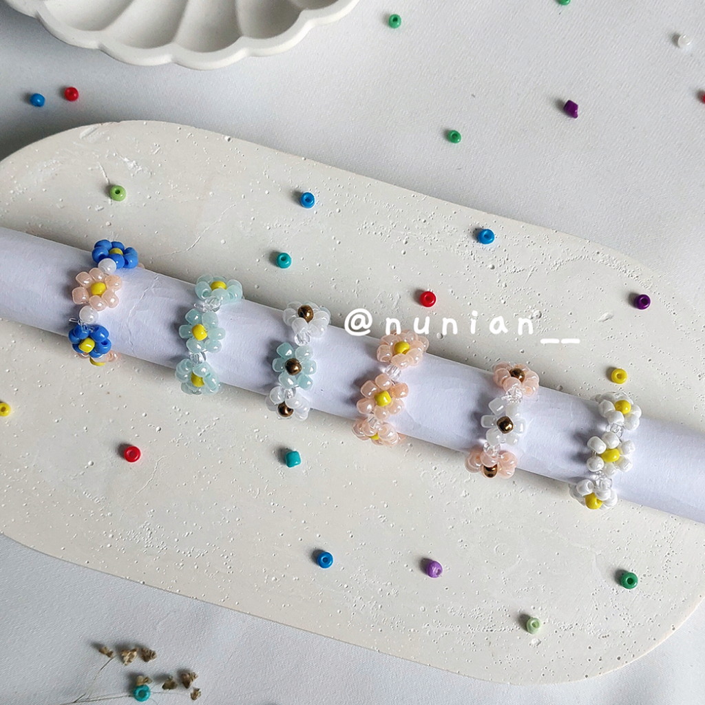 Cincin Manik Manik Bunga Daisy Korea Aesthetic
