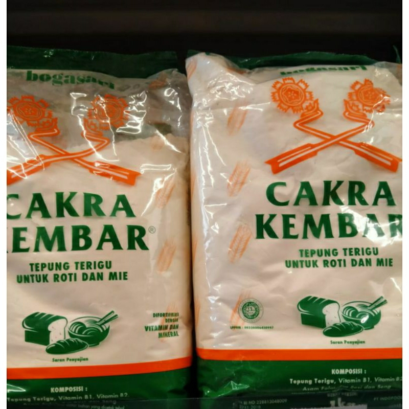 

tepung terigu cakra kembar 1kg