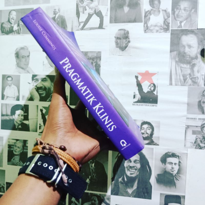 Pragmatik Klinis: Kajian Tentang Penggunaan dan Gangguan Bahasa Secara Klinis by Louise Cummings