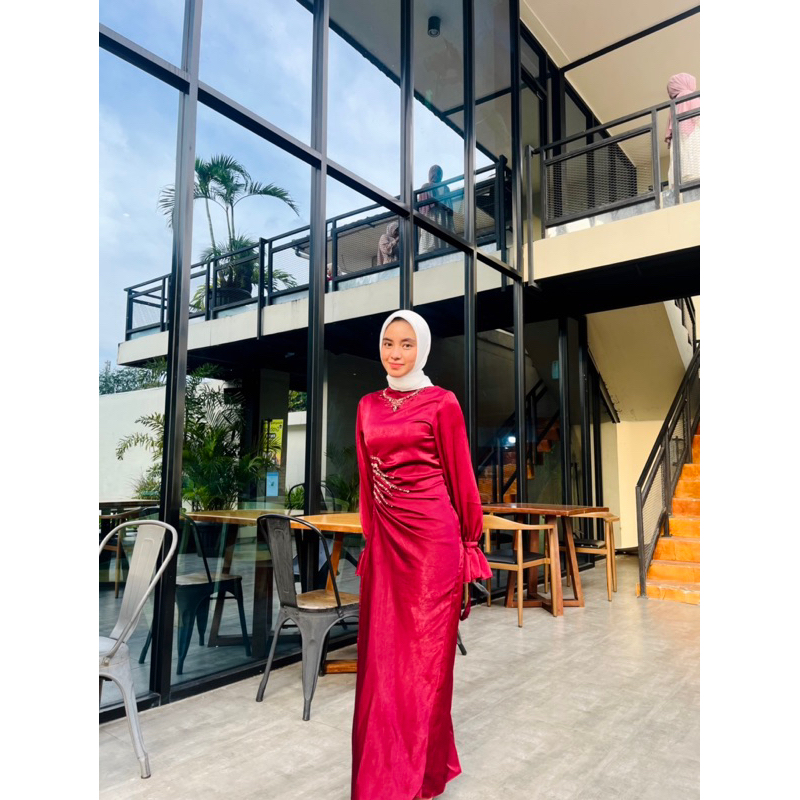 Red Dress (PRELOVED)