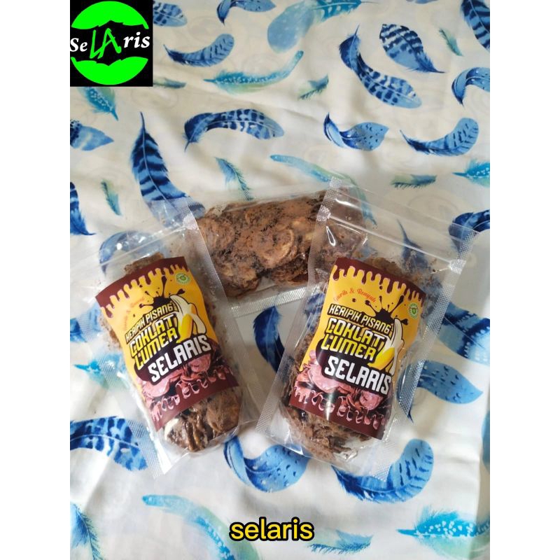 

KERIPIK PISANG COKLAT LUMER SELARIS PAKET ISI 3pcs