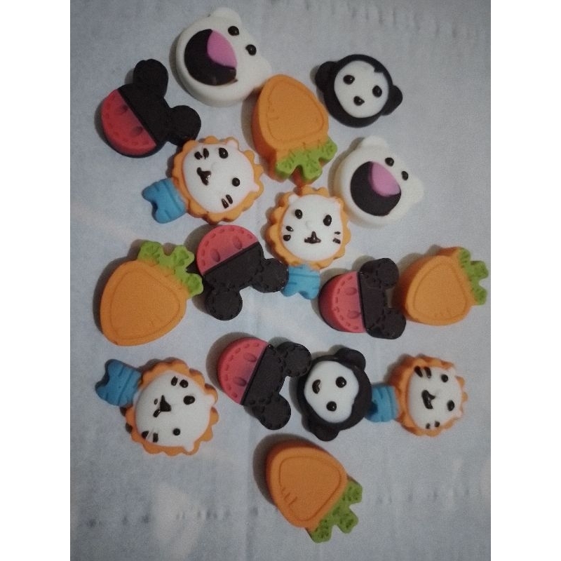 

coklat karakter mini isi 100pcs