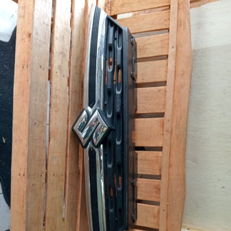 griel bemper Suzuki xl7