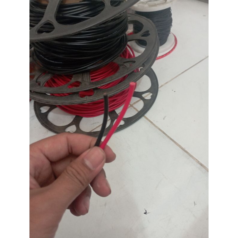 kabel serabut tunggal 1.5 mm kabel body kabel aki
