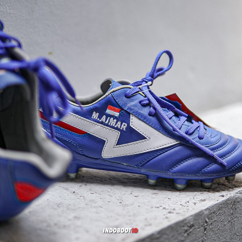 Sevspo Maestro Blue/White/Red FG