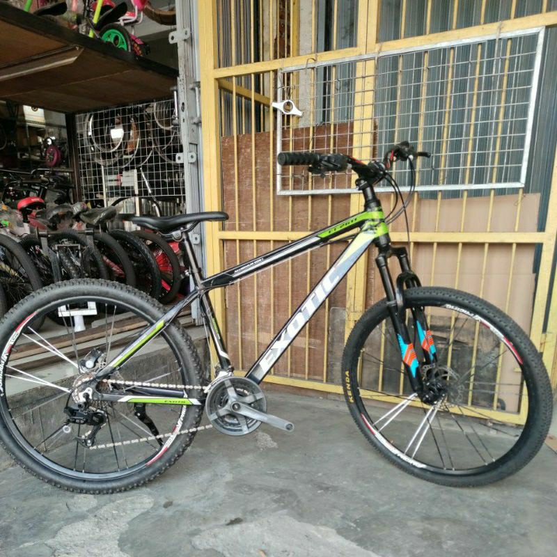 sepeda BEKAS siap pakai MTB 26 exotic Alloy 3 x 8 speed discbrake