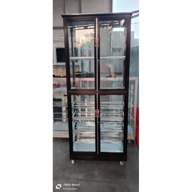 RAK SEPATU / LEMARI SEPATU KACA / LEMARI DISPLAY