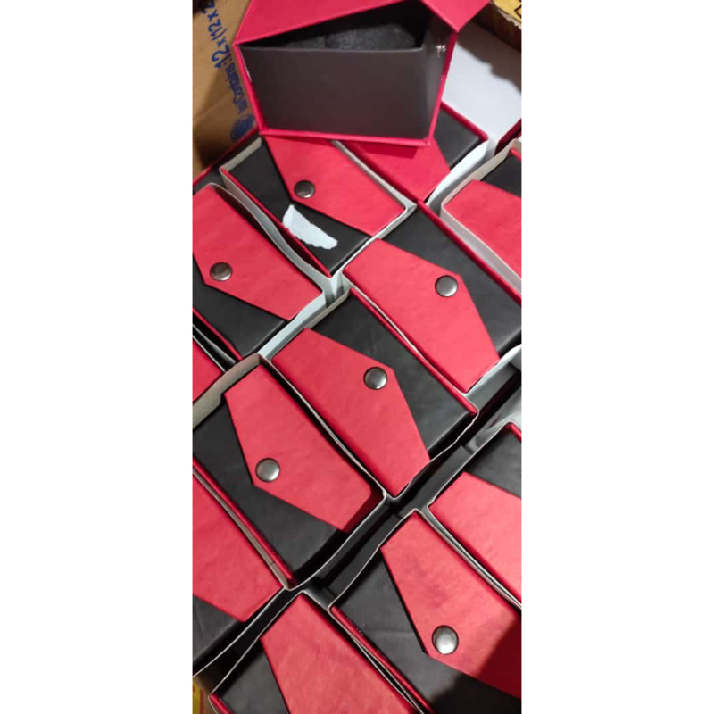 KOTAK JAM TANGAN/ KOTAK PENYIMPANAN JAM/KOTAK KANCING