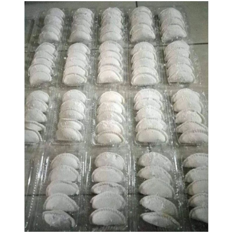 

Cireng Isi Jando Pedas / Cireng isi bumbu daun jeruk mercoon