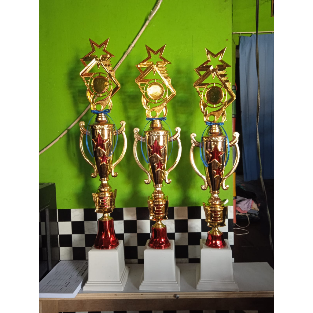 PIALA TROPHY JUARA CUSTOM TULISAN