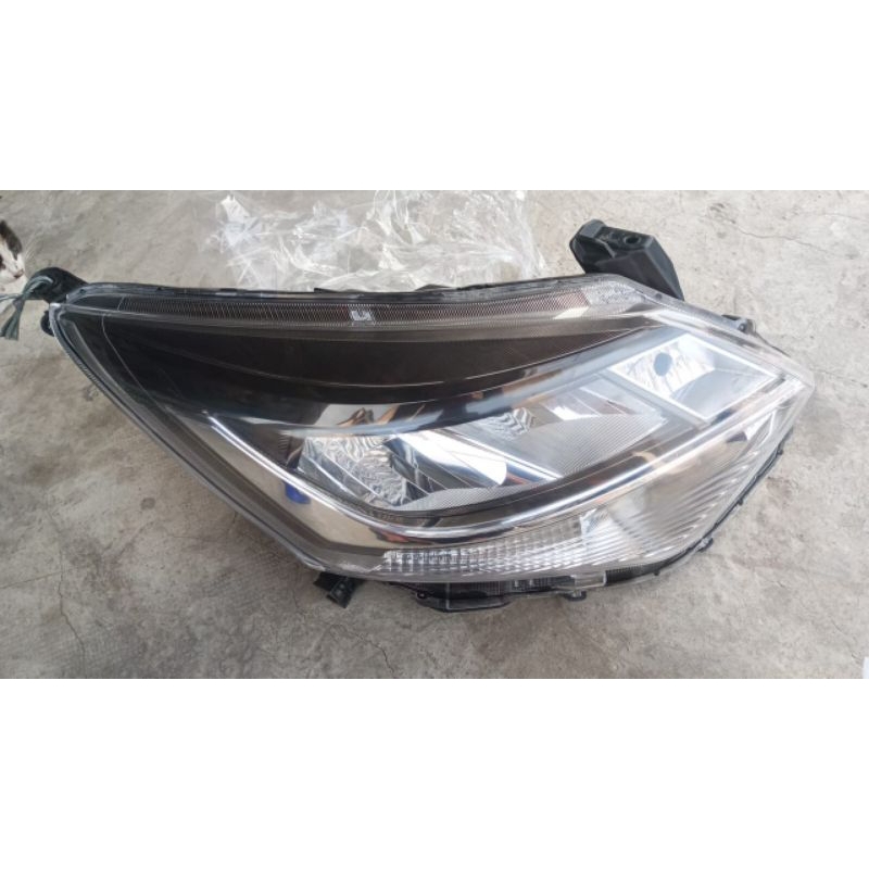 Headlamp Calya Facelift RH