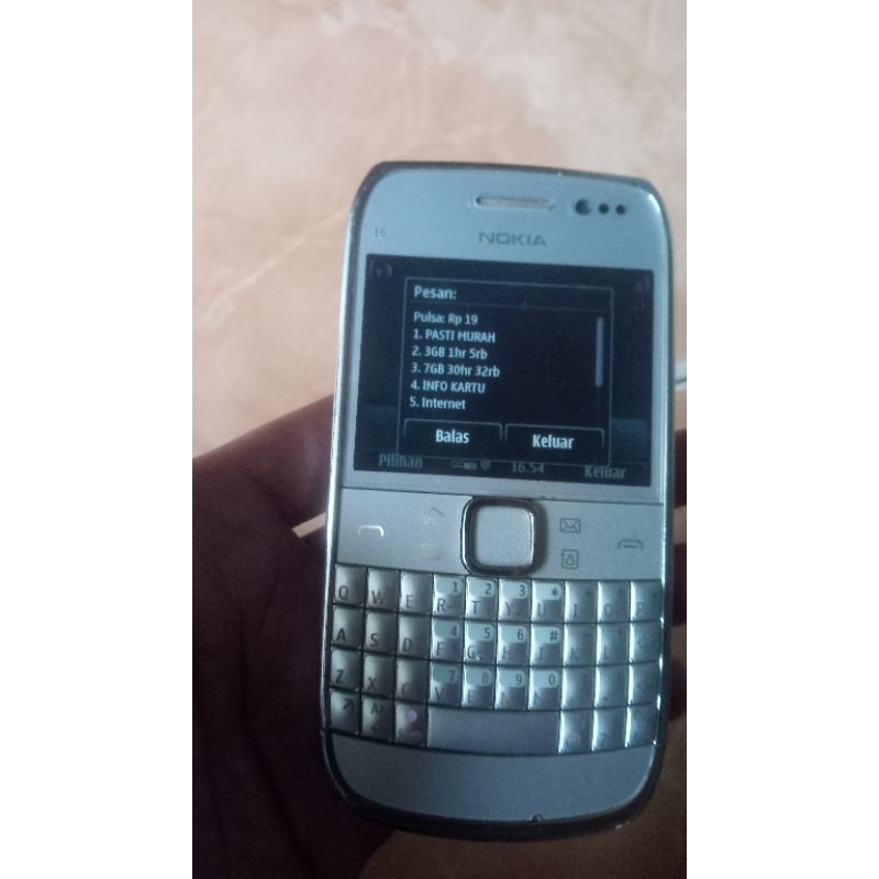 Nokia E6-00 langka