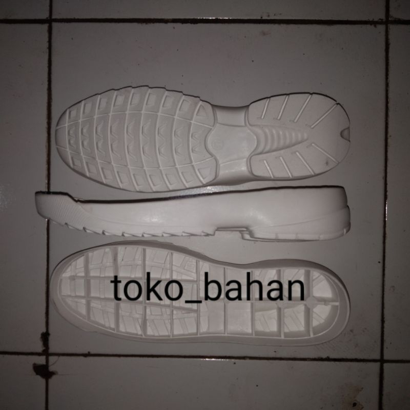 outsole alas sepatu sneakers wanita ( IZ )